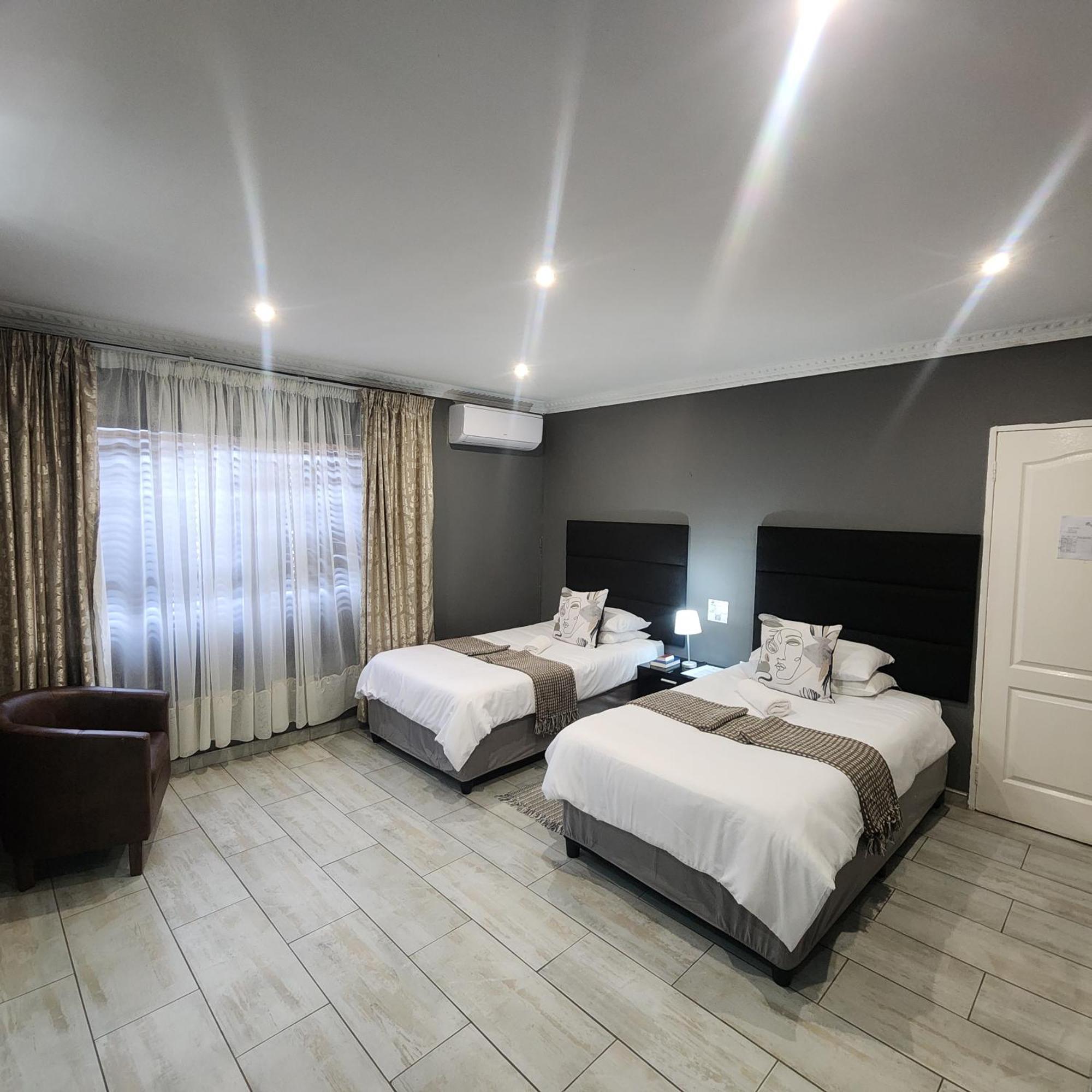 Sleep In Beauty Guesthouse Ньюкасл Экстерьер фото